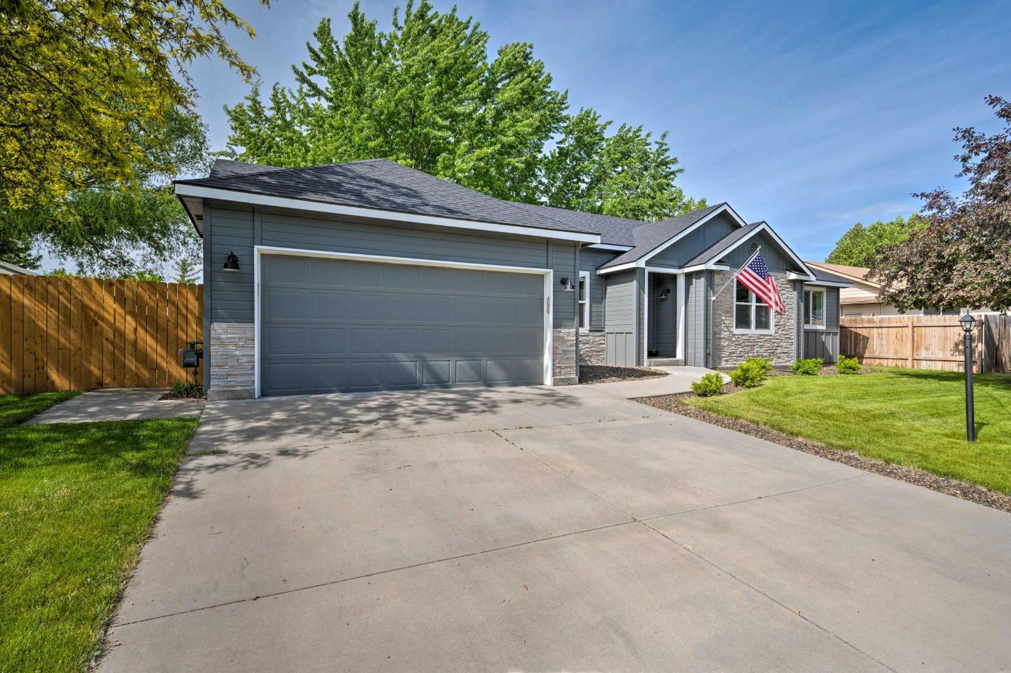 Family-Friendly Meridian Home 13 Mi To Boise Ngoại thất bức ảnh